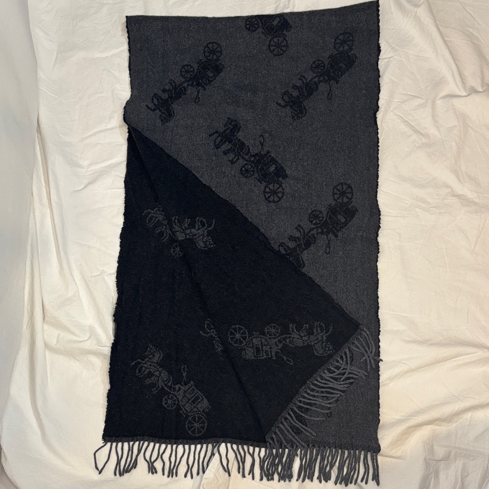 Coach reversible Gray Scarf with Carriage Design